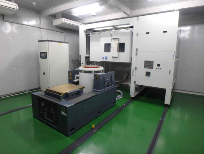 四日市受託試験センター中型複合環境試験装置2号機  NES-40LS4-445 LT0606 VC-122DAMZ(43S)P3H/V